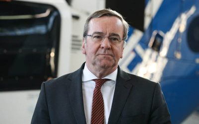German Defense Minister Boris Pistorius criticized Donald Trump's peace plan for Ukraine, calling it "a reminder of capitulation."