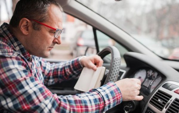 How to learn to drive a car quickly: tips for beginners