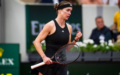 Elina Svitolina defeated Anna Bondar in the second round of Roland Garros 2025, winning 7–6, 7–5, and secured a place in the tournament's Round of 32.