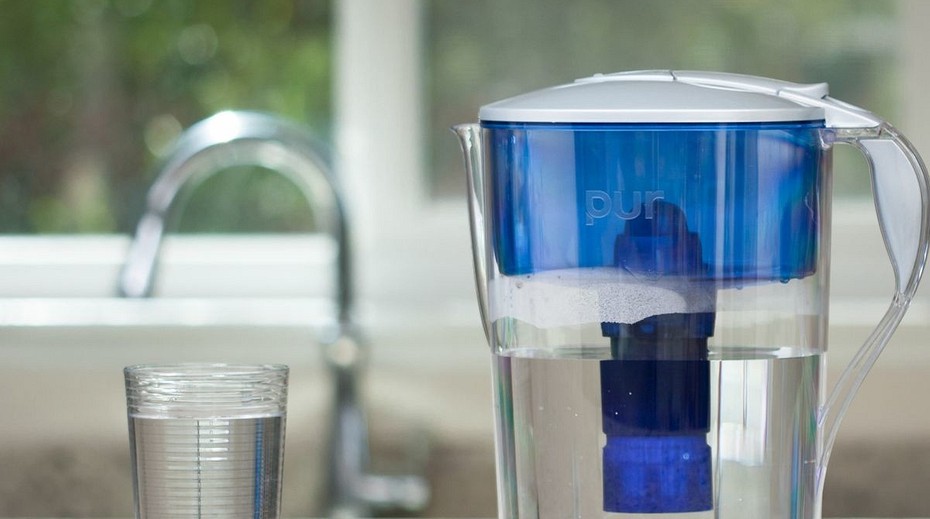Learn how to make a water filter yourself from simple materials. Step-by-step instructions, tool list, and comparison table included.
