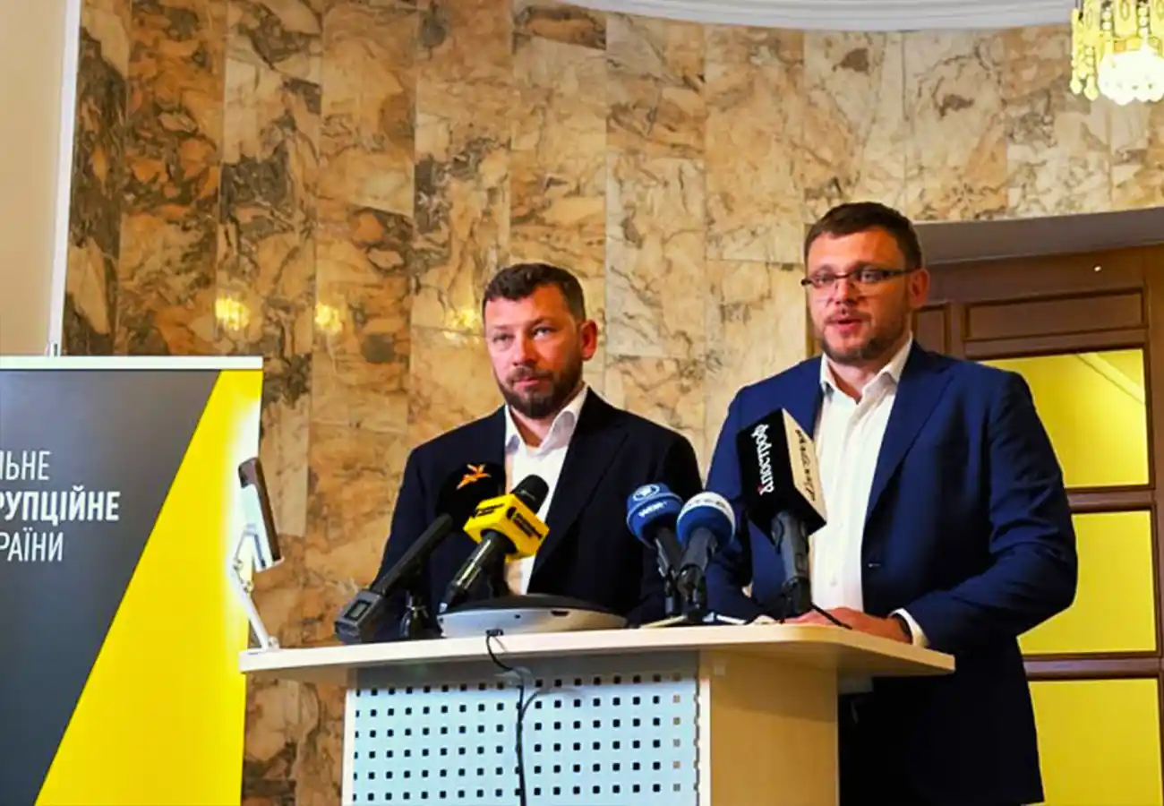 The Verkhovna Rada passed a law placing NABU and SAPO under the Prosecutor General’s Office. The prosecutor general now controls cases, indictments, and closures.