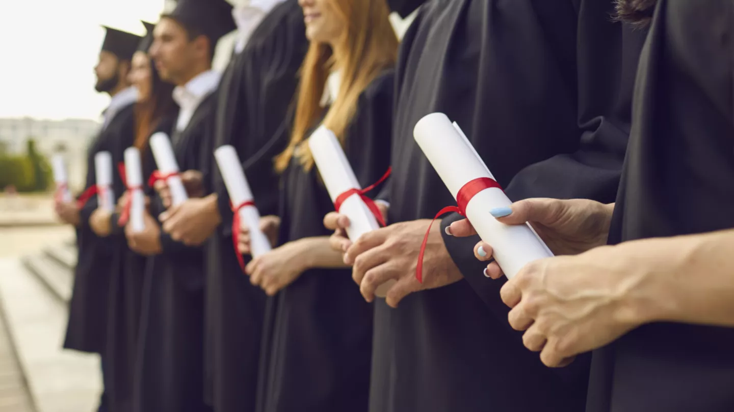 Ukraine’s Cabinet of Ministers introduces new rules for PhD and doctoral training: mandatory exams, stricter admission process, and state tests starting in 2025.