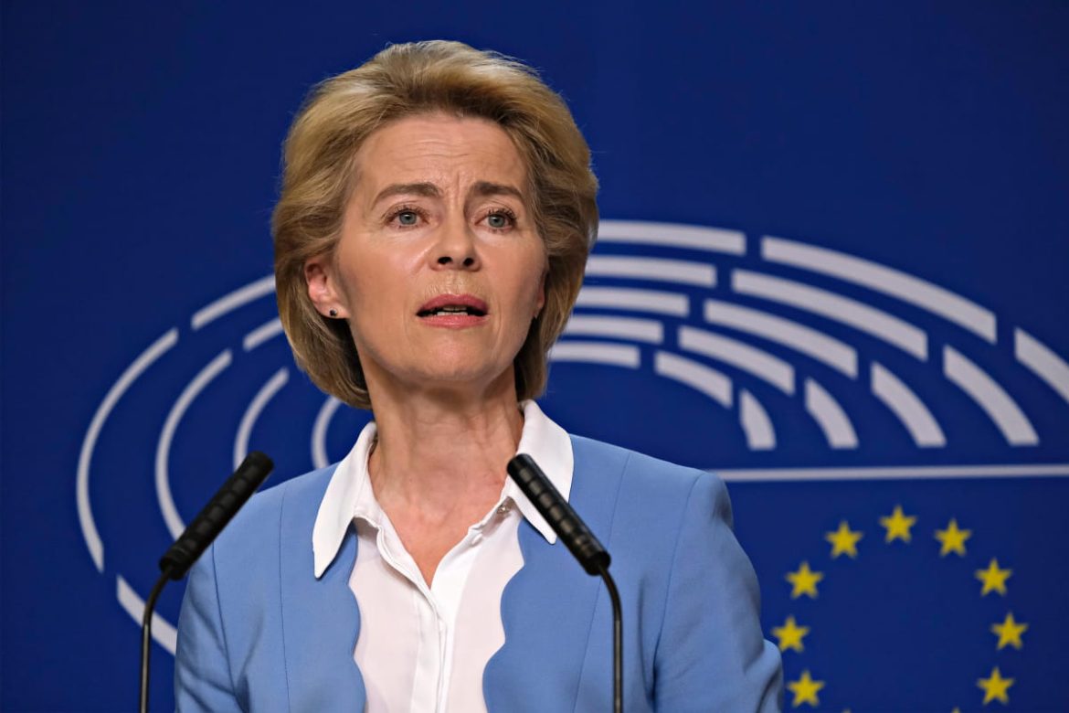 The EU plans to restrict oil imports via the "Druzhba" pipeline, affecting Hungary and Slovakia and potentially stopping Russian oil deliveries entirely.