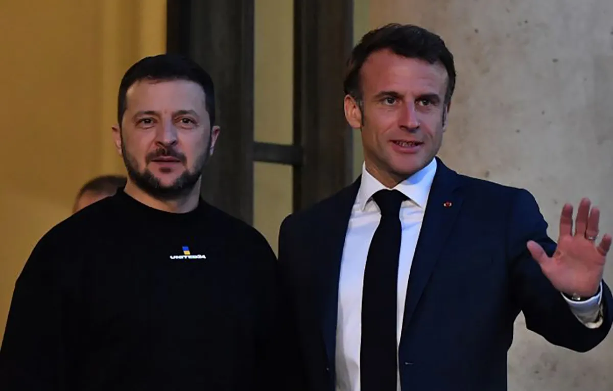 France and Ukraine agreed on security guarantees, including foreign troop presence. A possible Zelensky-Putin-Trump meeting is also under discussion.