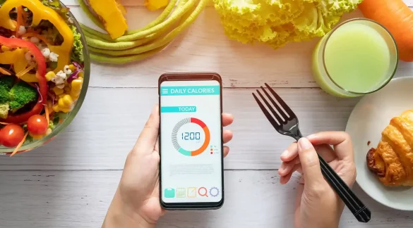 Learn how to count and balance your macros — protein, fat, and carbs — for healthy weight loss, muscle gain, and better nutrition. Includes formulas and meal tips.