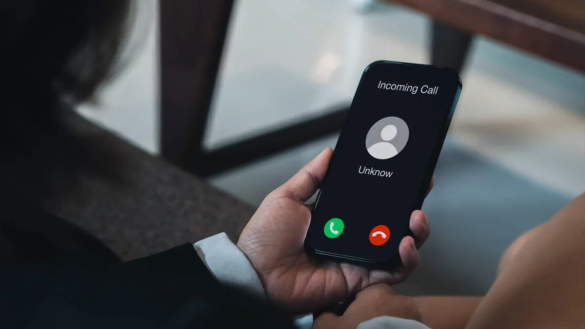 How to get rid of spam calls forever? Discover current filters, operator settings, and AI tools to block robocalls. Stop unwanted messages and protect your privacy.