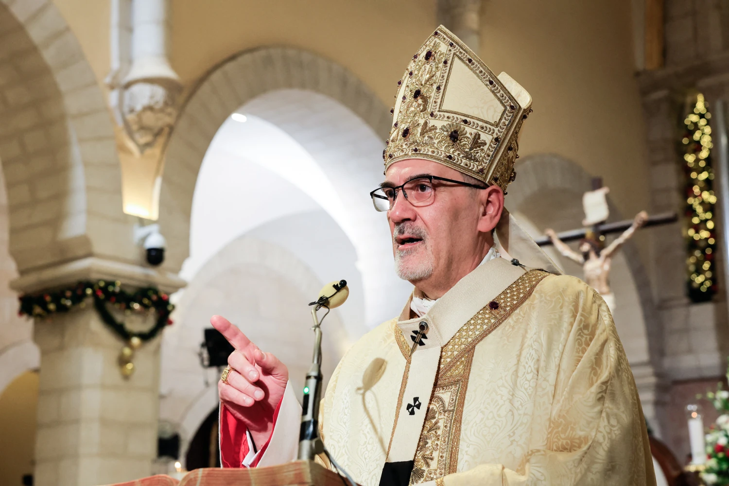 Israeli police block Catholic figures from Holy Sepulchre Mass: 2026 religious crisis