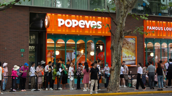Major Popeyes franchisee Sailormen closes 20 restaurants amid bankruptcy, including three Georgia locations, with parent company RBI planning brand revival.