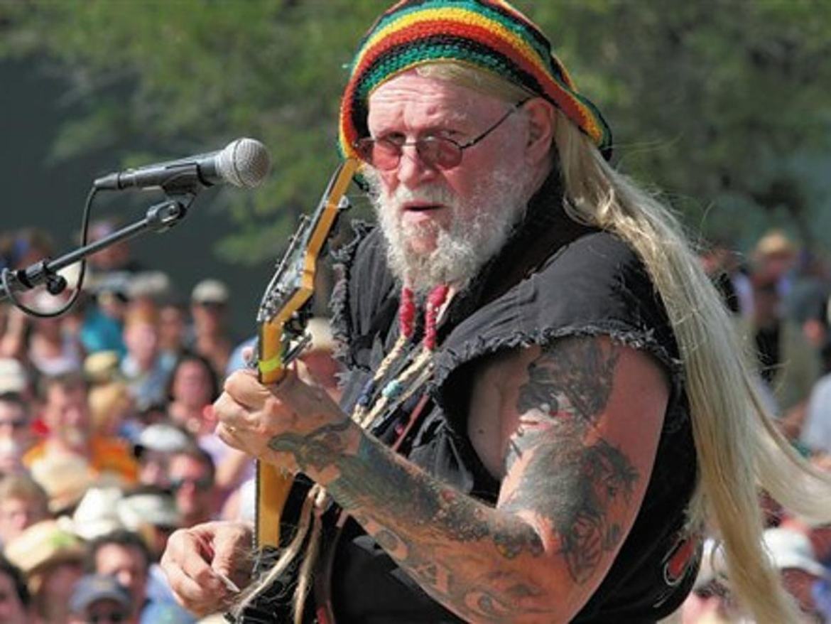 David Allan Coe dies at 86 leaving a legacy of outlaw country hits like Take This Job and Shove It. Discover the life story of the Nashville outsider and rebel.