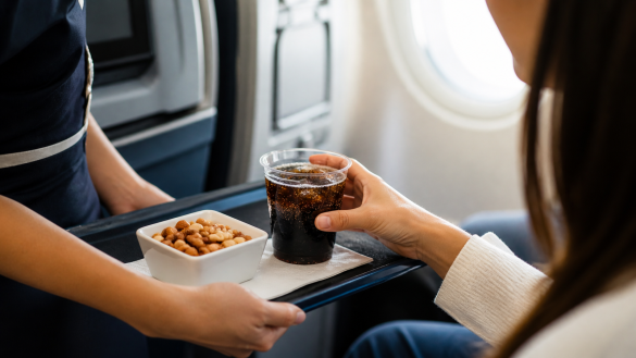 Delta Air Lines snack and beverage changes explained: new rules for short flights, service cuts under 350 miles and what passengers should expect.