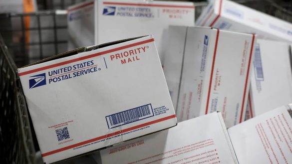 USPS Priority vs Ground Advantage 2026: real cost, lifespan and pros/cons in 2026. We weigh both options side by side and give a clear pick.