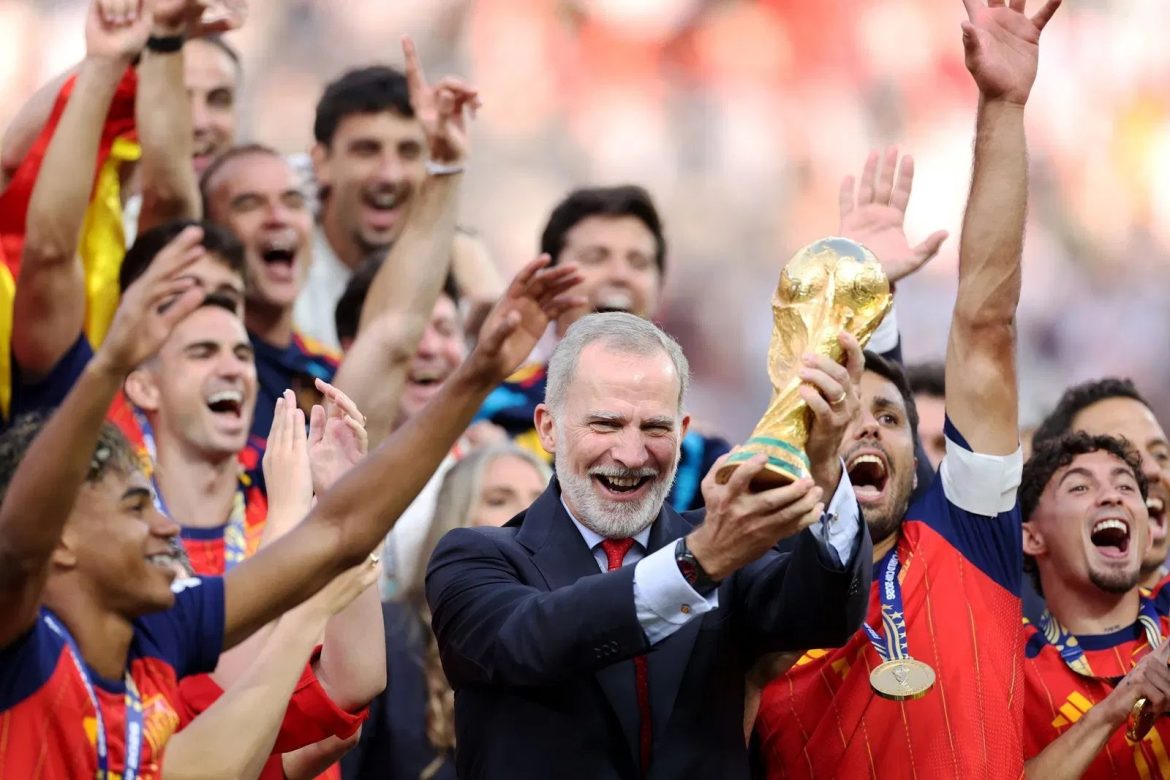 Spain wins 2026 World Cup after Ferran Torres scores in extra time to secure a 1-0 final victory over defending champion Argentina.