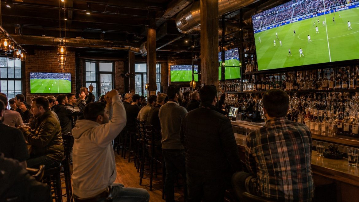Where to watch soccer in Baltimore in 2026: top football bars for Premier League, Liverpool, Arsenal and international matches, with addresses and local tips.